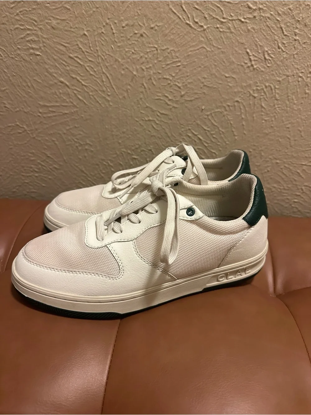 Vuori CLAE Low-Top Sneakers in Off-White with Dark Green Accent UNISEX